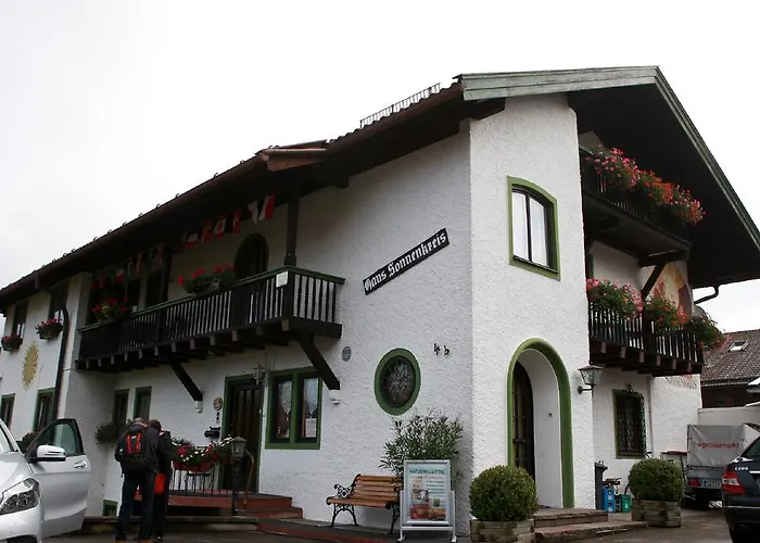 Ferienwohnungen Gaestehaus Sonnenkreis